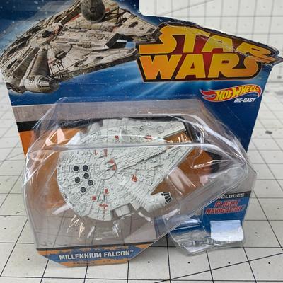 #267 Star Wars Hot Wheels Millennium Falcon