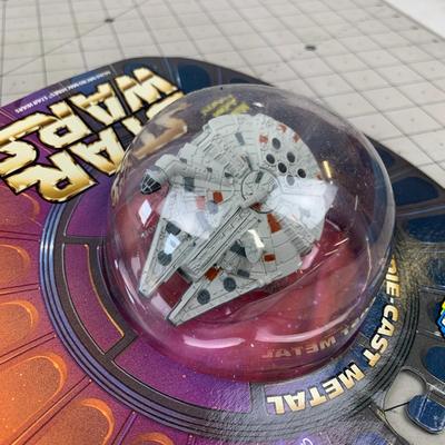 #268 Star Wars Die Cast Metal Millennium Falcon and Fighter Plane