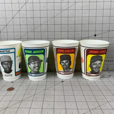 #312 Vintage 7-11 Collectible Cups- Baseball