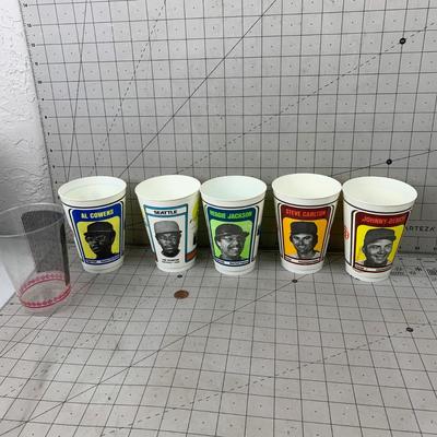 #312 Vintage 7-11 Collectible Cups- Baseball