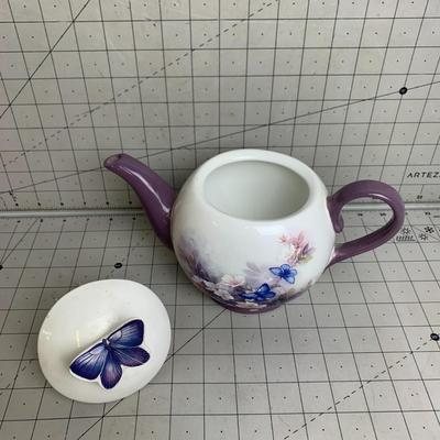 #328 Lena Liel Blossoms and Butterflies Tea Pot