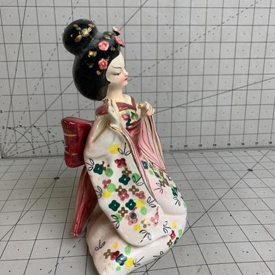 #341 Porcelain Japenese Woman