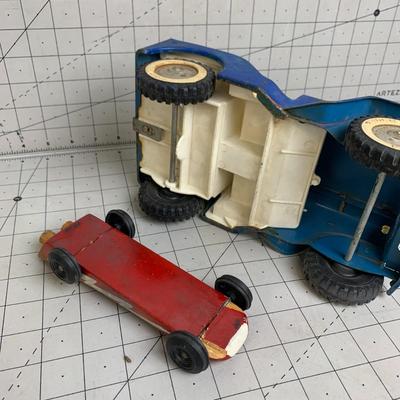 #348 Toy Car and Jeep