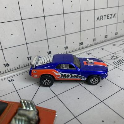 #362 Two Hot Wheels: HW8