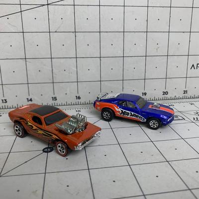 #362 Two Hot Wheels: HW8