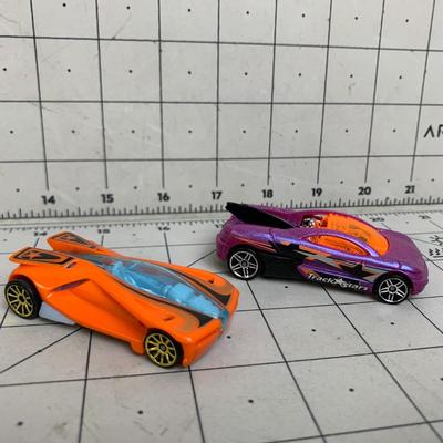 #364 Two Hot Wheels: HW10