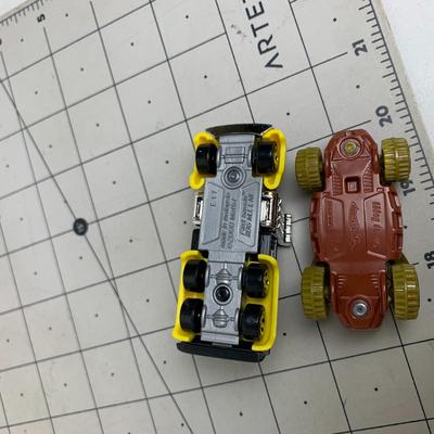 #368 Two Hot Wheels: HW 14