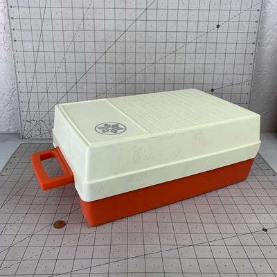 #373 Vintage Rubbermaid Cooler