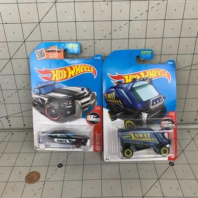 #384 Hot Wheels" '10 Camaro and Aero Pod