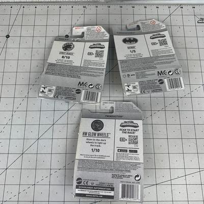 #387 Three Hot Wheels: Street Beasts, Batmobile and Twinduction
