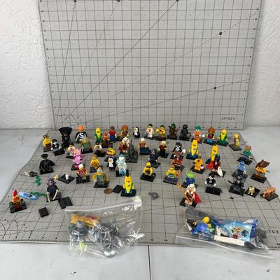 #390 Big Bundle of Lego Figures