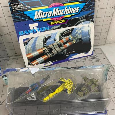 #408 Space Micro Machines: #1 and #4