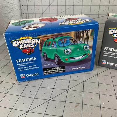 #413 Chevron Cars: Wendy Wagon and Tony Turbo