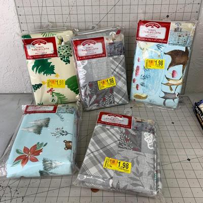 #426 Vinyl Tableclothes 52â€ x 70â€