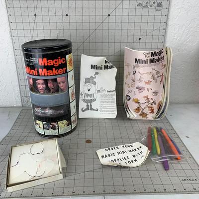 #442 Vintage Magic Mini Maker