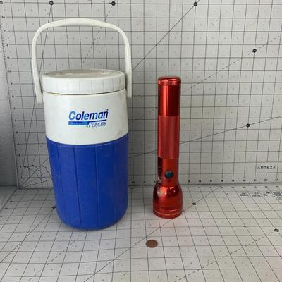 #457 Coleman Polylite and Flashlight