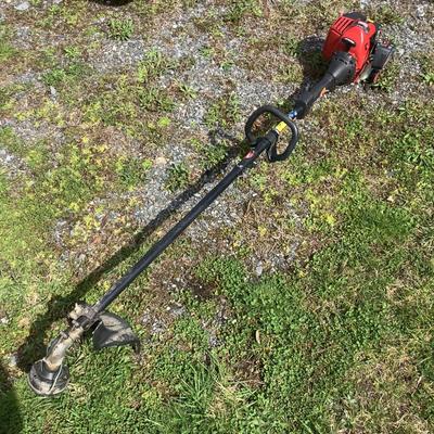 268 Like New Craftsman 25cc Gas Powered Trimmer