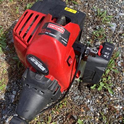 268 Like New Craftsman 25cc Gas Powered Trimmer