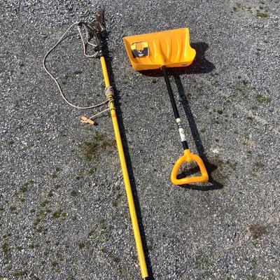 272 True-Temper Snow Shovel & Tree Pruner