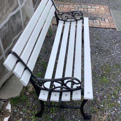 273 Metal & Wood 4ft Bench