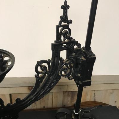 LIGHTING LOT