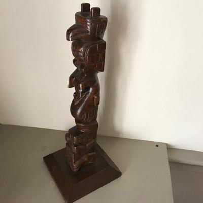 NATIVE AMERICAN TOTEM