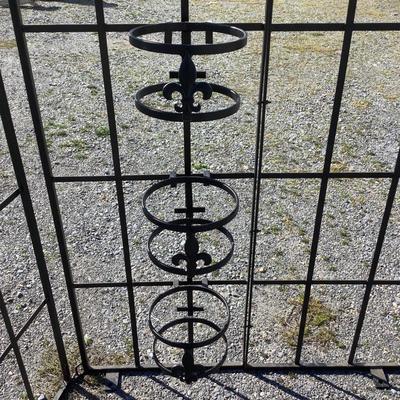 275 Smith-Hawken Metal Garden Trellis with Adjustable Fleur-di-Lis  Pot Holders