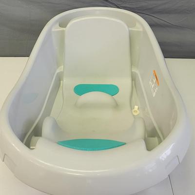 SUMMER Brand Infant Bath Tub