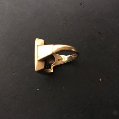 GOLD JEWELRY LOT