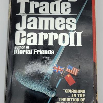 Lot of 8 Vintage Paperback Books