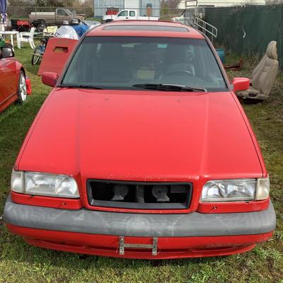 317 Volvo 1995 Sports 850 Turbo Wagon 4D