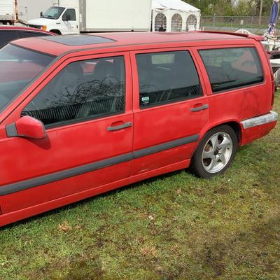 317 Volvo 1995 Sports 850 Turbo Wagon 4D