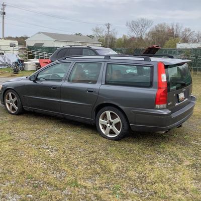 318 Volvo 2005 V70 R AWD Luxury Turbo Wagon 4D