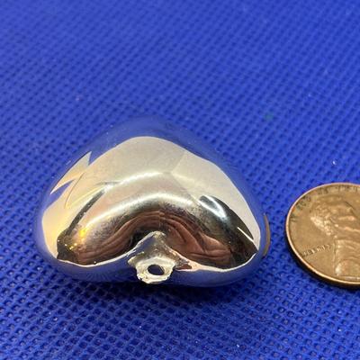 LARGE PUFFY HEART SILVER PENDANT