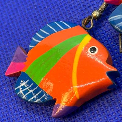 TROPICAL FISH EARRINGS HAND PAINTED OVER WOOD