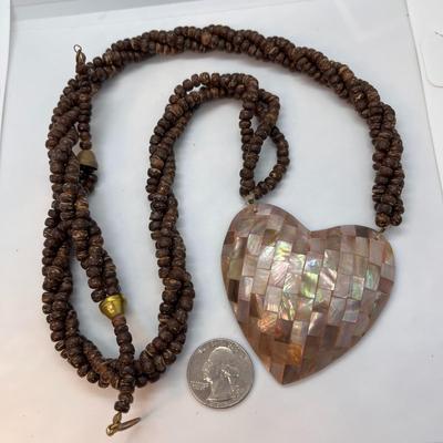 MOSAIC SEASHELL HEART PENDANT NECKLACE