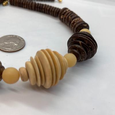 ALL NATURAL TWO TONE WOOD NECKLACE