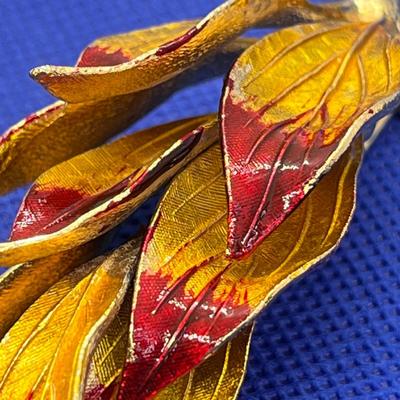 VINTAGE FIERY TIPPED LEAVES BROOCH PIN