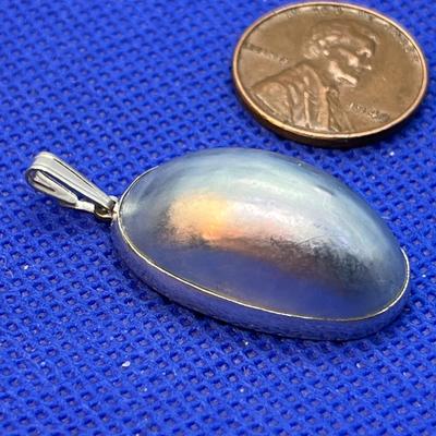 SMART GREY LUSTRE CABOCHON .925 PENDANT