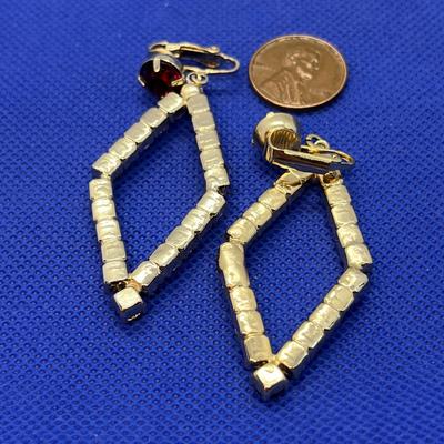 PRETTY VINTAGE RED RHINESTONE EARRINGS