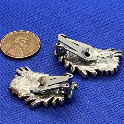 VINTAGE CLIP-ON TURQUOISE SILVER EARRINGS