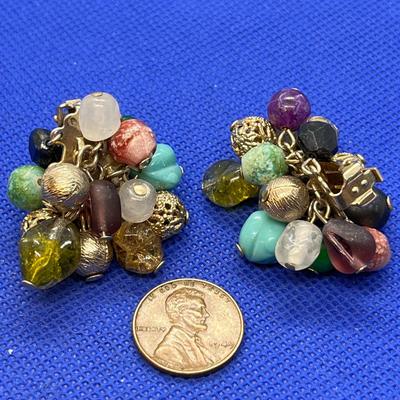 MULTICOLOR BEADS CLUSTER STYLE EARRINGS