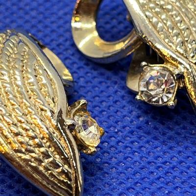VINTAGE CLIP-ON GOLD RHINESTONE COSTUME EARRINGS