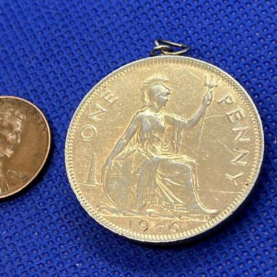 CLOISONNE ENAMEL ROMAN SOLDIER PENDANT