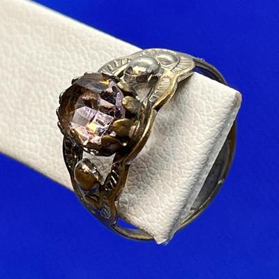 SMALL SIZE 3-1/2 RING SLIGHTLY LAVENDER STONE