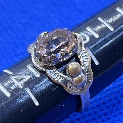 SMALL SIZE 3-1/2 RING SLIGHTLY LAVENDER STONE