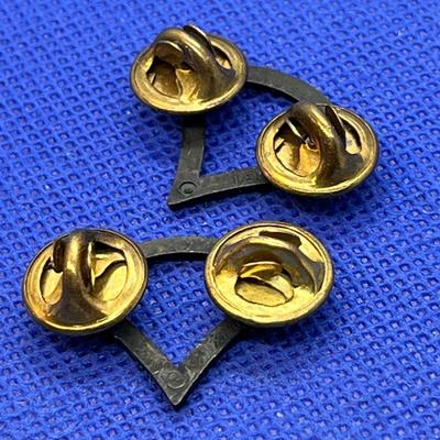 ARMY PRIVATE FIRST CLASS INSIGNIA PAIR