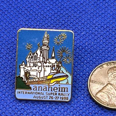 ANAHEIM DISNEYLAND ENAMELED LAPEL PIN