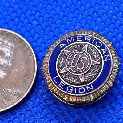 VINTAGE AMERICAN LEGION SCREW BACK BUTTON