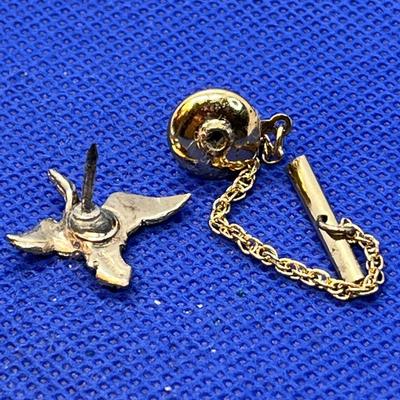 STERLING SILVER DUCK IN FLIGHT LAPEL PIN